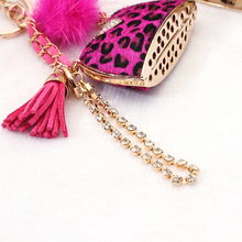 引領(lǐng)時(shí)尚潮流 AM2990個(gè)性包包掛件，義烏廠家直銷精品飾品全解析